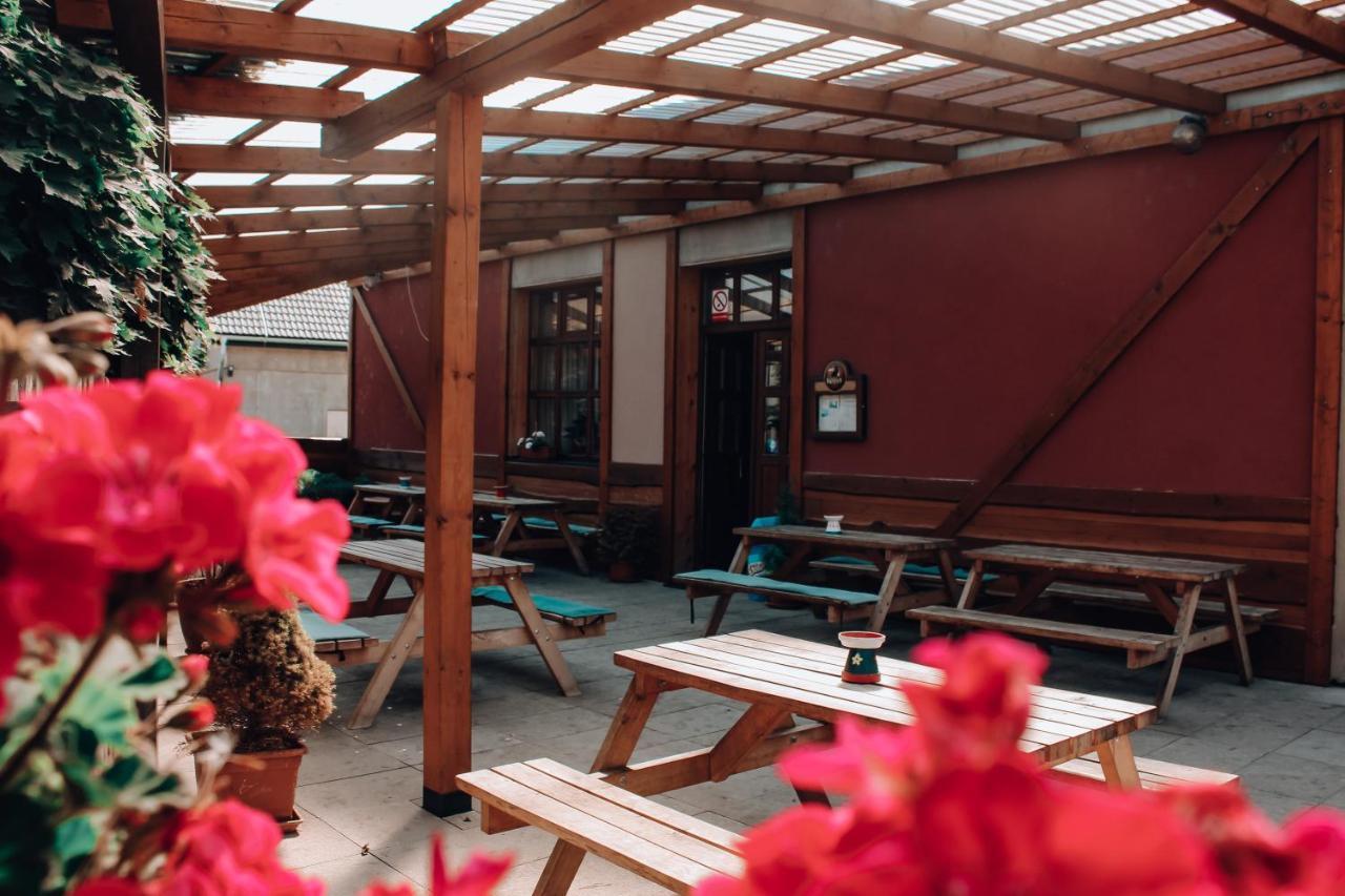 Penzion Na Vosverku Čelákovice Extérieur photo