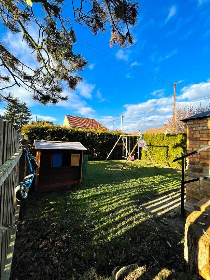 Penzion Na Vosverku Čelákovice Extérieur photo