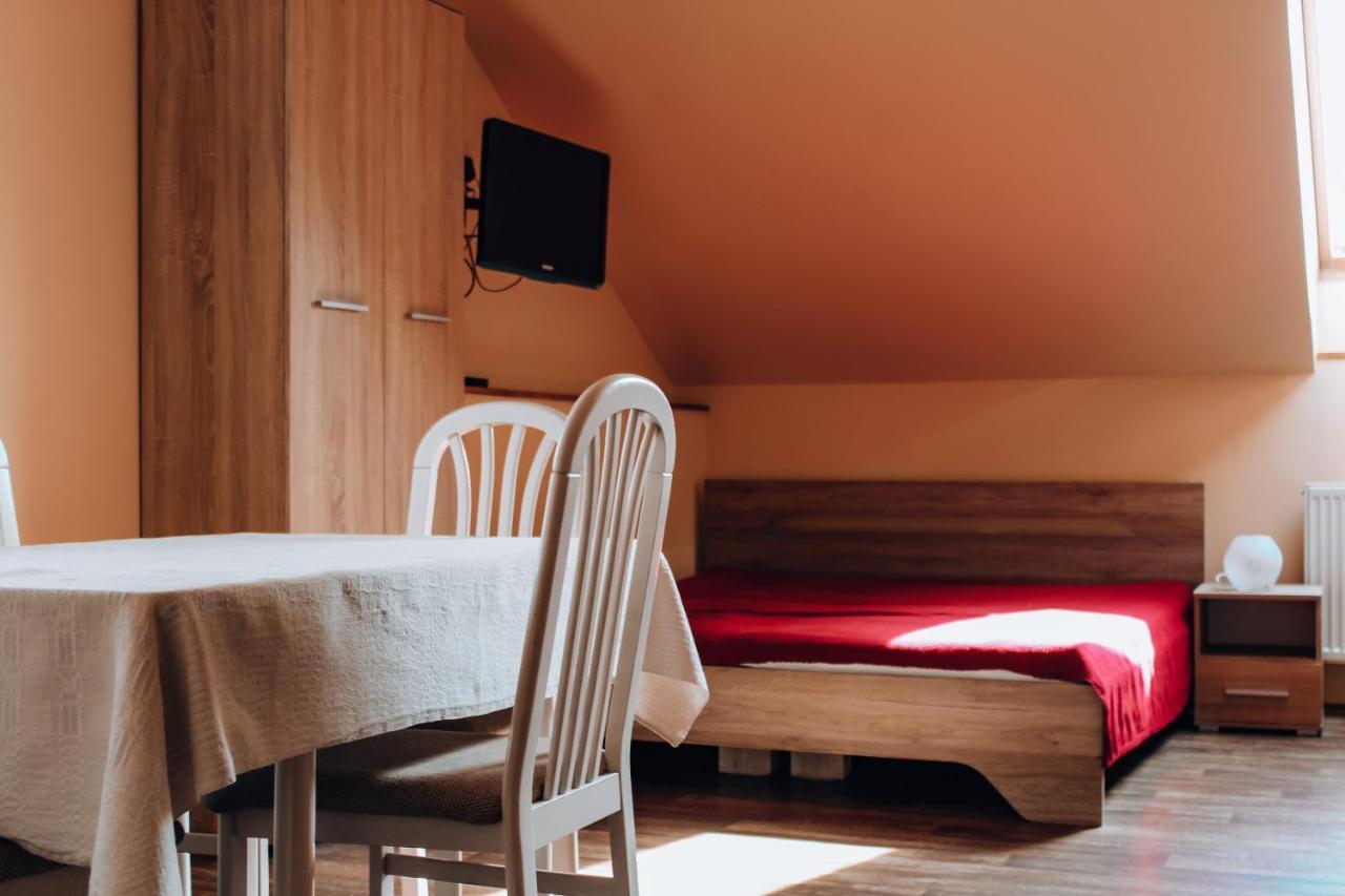 Penzion Na Vosverku Čelákovice Extérieur photo
